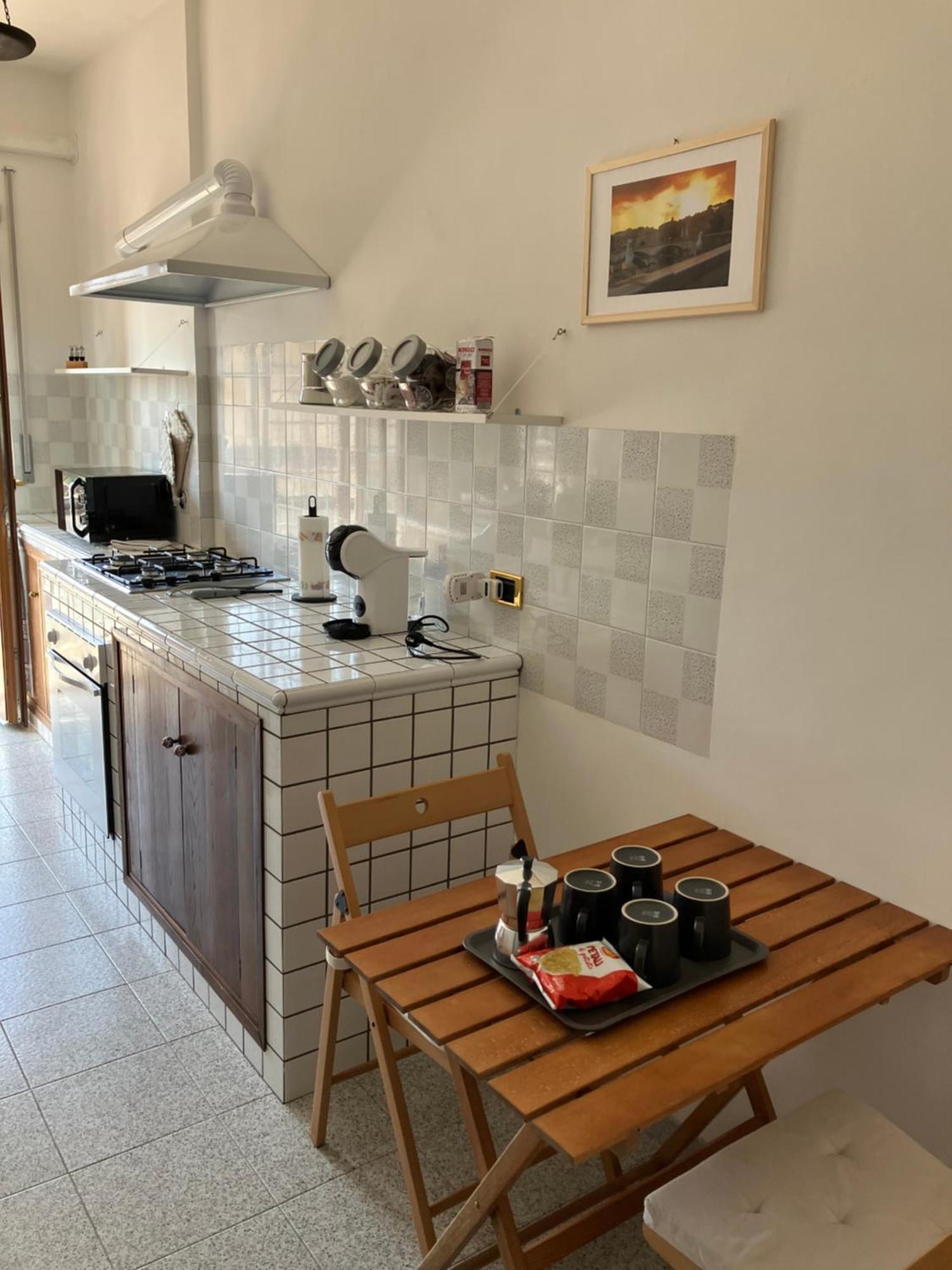 Ulisse Apartment *